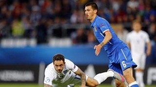 Alessio Romagnoli con la maglia dell'Under 21