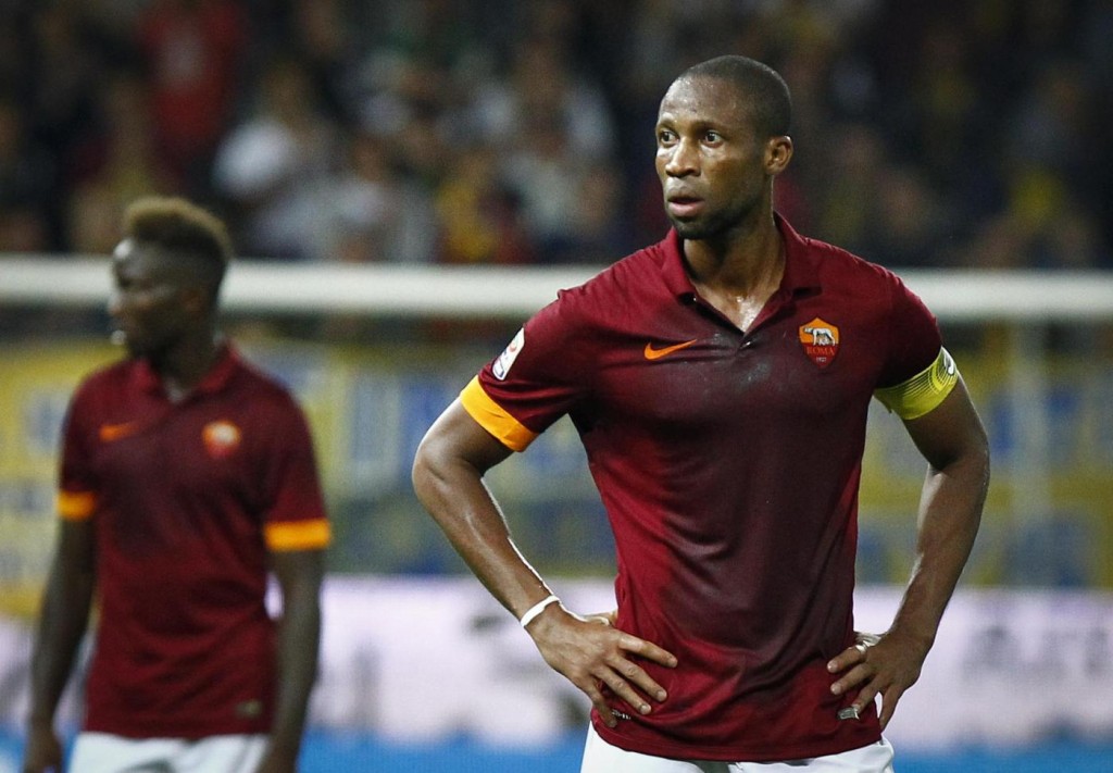 Seydou Keita con la maglia della Roma