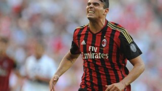 Petagna con la maglia del Milan nell'Audi Cup 2013
